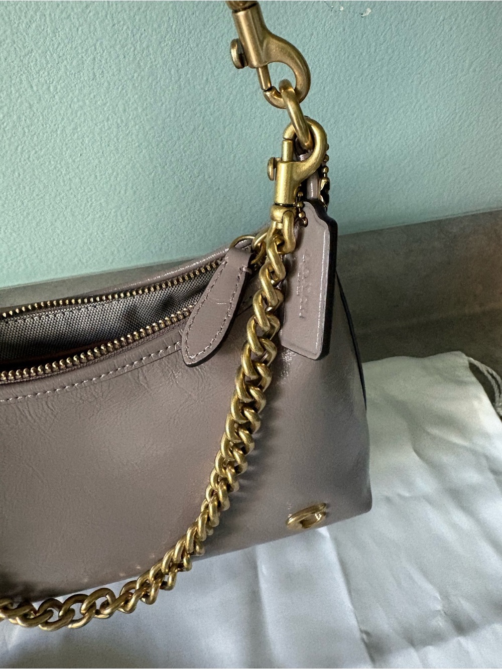 Coach Juliet 25, Ash Violet-Leather Shoulder Bag with Gold Hardware - Picture 6 of 8
